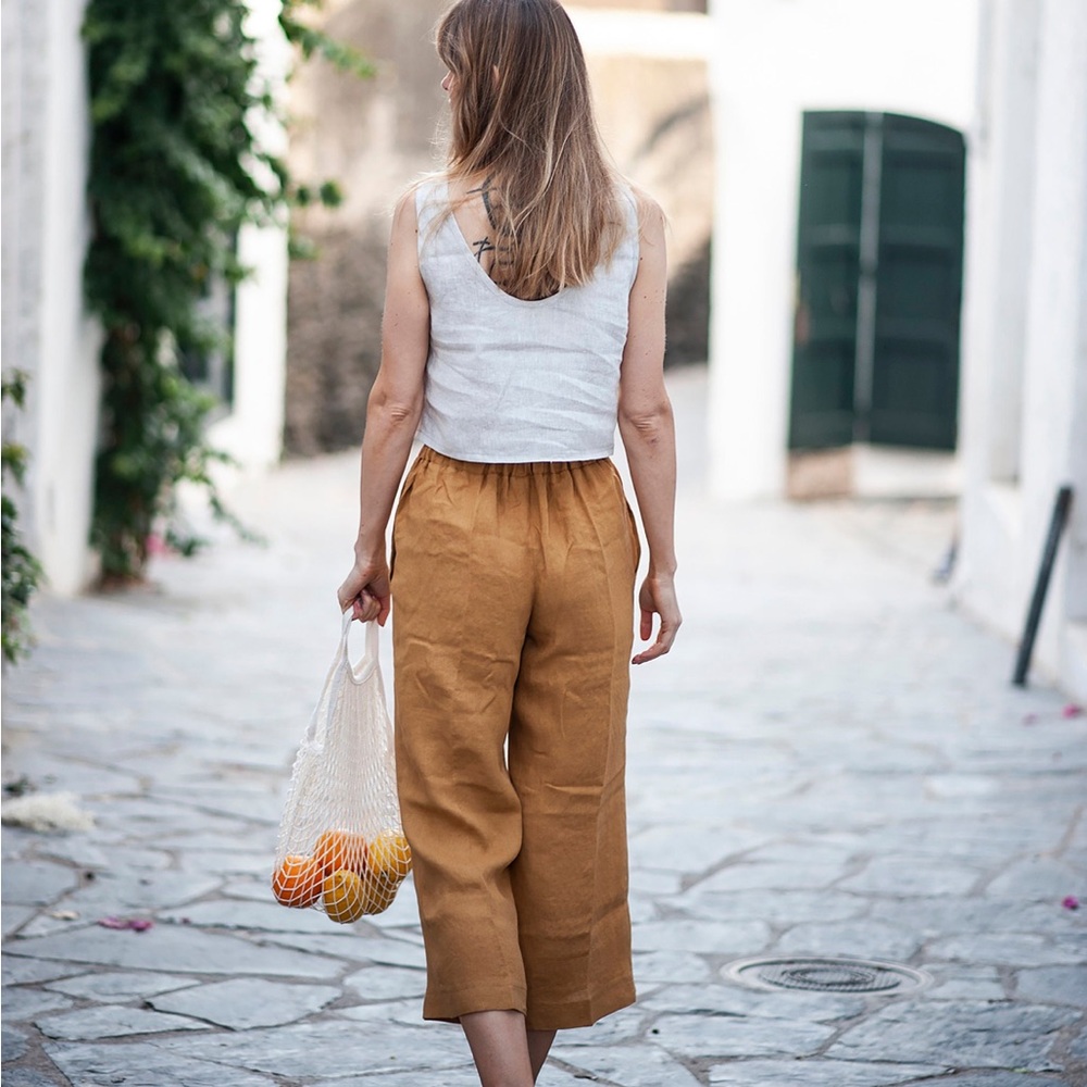 Linen cropped tank